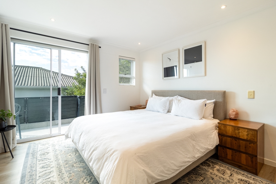 To Let 3 Bedroom Property for Rent in Vredehoek Western Cape